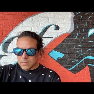 Meet your Posher, Christopher